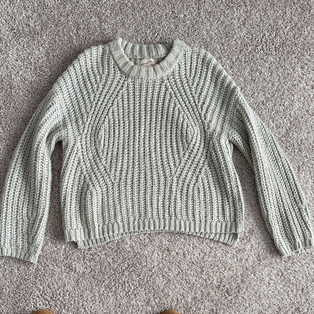 Universal Thread Oversized Knit Sweater in Glacier Green